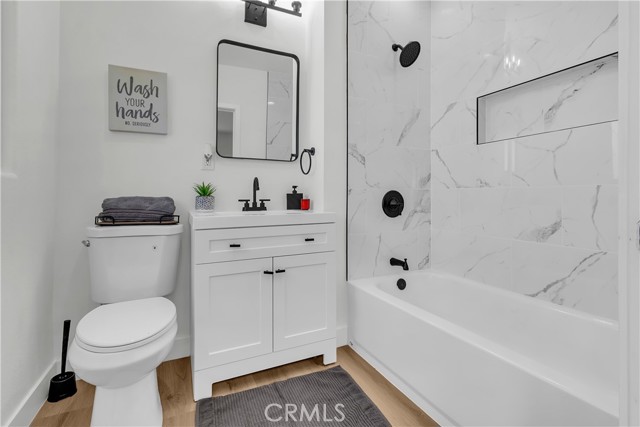 Detail Gallery Image 29 of 46 For 15030 Marcolesco, Lake Elsinore,  CA 92530 - 3 Beds | 3 Baths