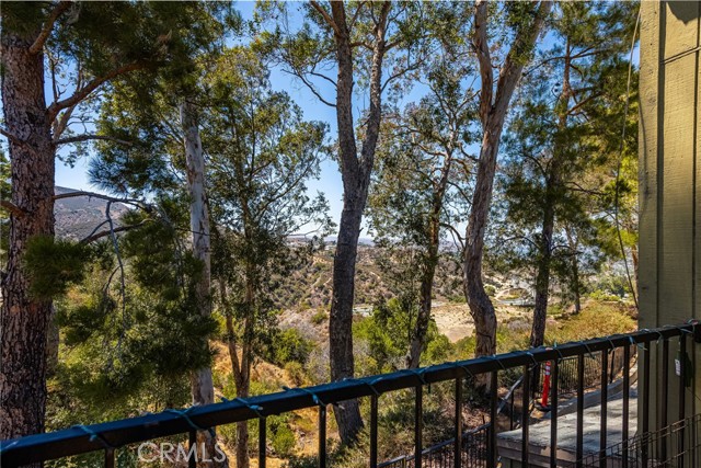 Detail Gallery Image 17 of 39 For 2564 Avenida Del #P201,  Corona,  CA 92882 - 2 Beds | 2 Baths