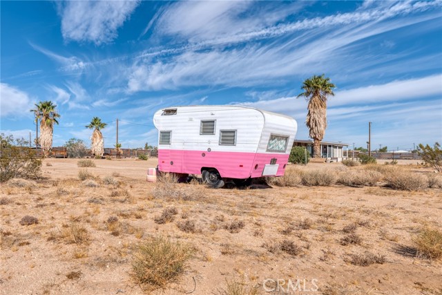 Detail Gallery Image 12 of 74 For 2953 Border Ave, Joshua Tree,  CA 92252 - 3 Beds | 2 Baths