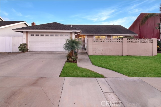 6582 Marilyn Dr, Huntington Beach, CA 92647