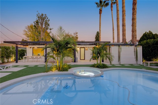 Detail Gallery Image 63 of 72 For 8161 Encino Ave, Northridge,  CA 91325 - 4 Beds | 3 Baths