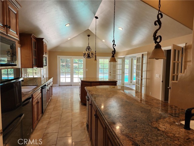 Detail Gallery Image 11 of 15 For 945 Singing Wood Dr, Arcadia,  CA 91006 - 5 Beds | 4 Baths