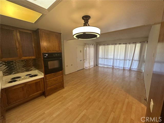 Detail Gallery Image 8 of 29 For 1640 Glenview Rd #76I,  Seal Beach,  CA 90740 - 2 Beds | 1 Baths