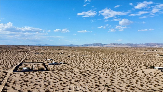 Detail Gallery Image 18 of 19 For 68203 Old Chisholm Trl, Twentynine Palms,  CA 92277 - – Beds | – Baths