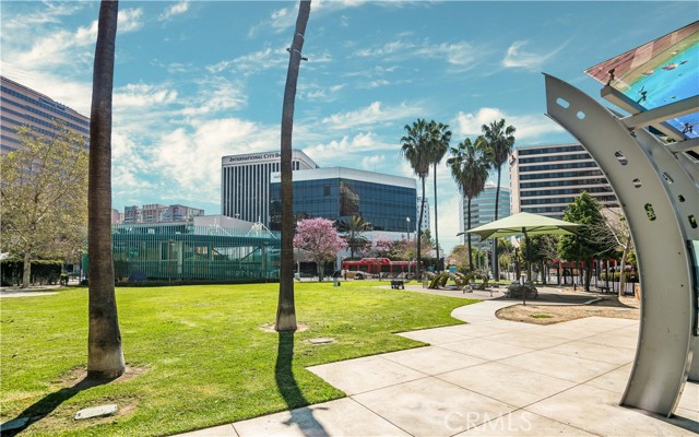 133 The Promenade N, Long Beach CA: https://media.crmls.org/medias/c7754c70-4087-4c83-b8dd-9b3d667a99f3.jpg