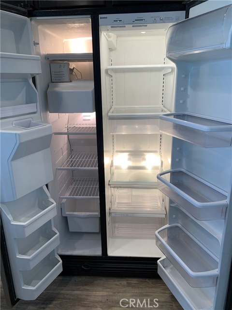 Detail Gallery Image 8 of 23 For 2948 N Church, Visalia,  CA 93291 - 5 Beds | 3 Baths