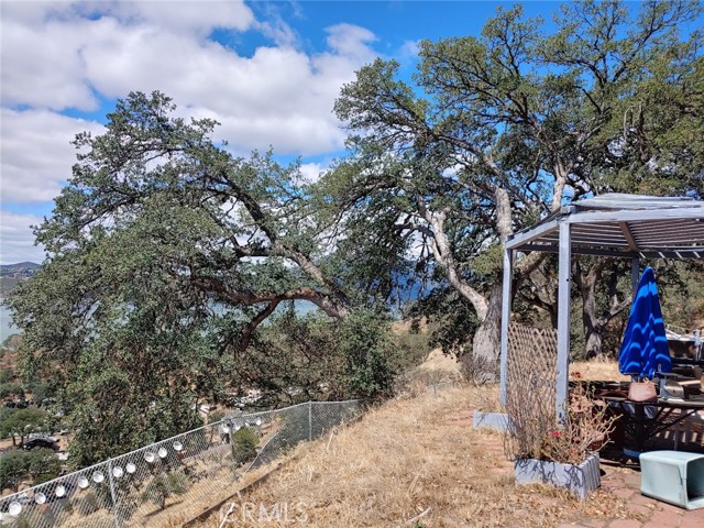 13050 Carter Lane, Clearlake CA: https://media.crmls.org/medias/c776ea77-11b6-4fbd-8502-ce64636bfb47.jpg