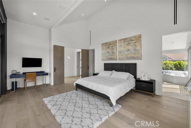 Detail Gallery Image 24 of 53 For 18177 Knoll Hill, Granada Hills,  CA 91344 - 4 Beds | 4/1 Baths