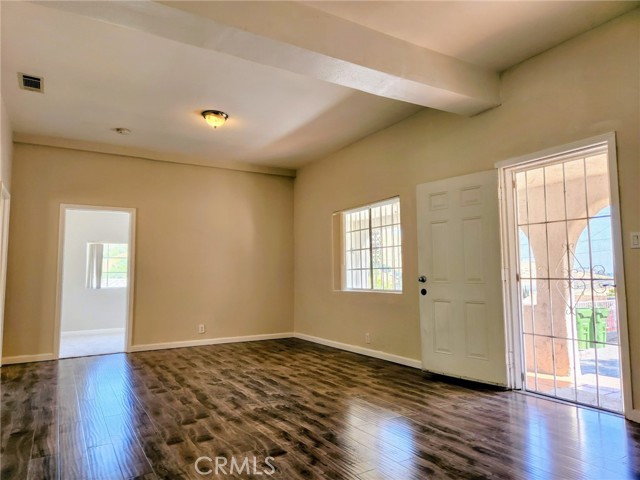 4297 Moonstone Drive, Los Angeles CA: https://media.crmls.org/medias/c7792d37-e761-4574-ae2d-30cf81410509.jpg