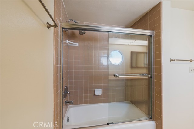 Detail Gallery Image 26 of 42 For 6146 Pacific Coast, Redondo Beach,  CA 90505 - 2 Beds | 3 Baths