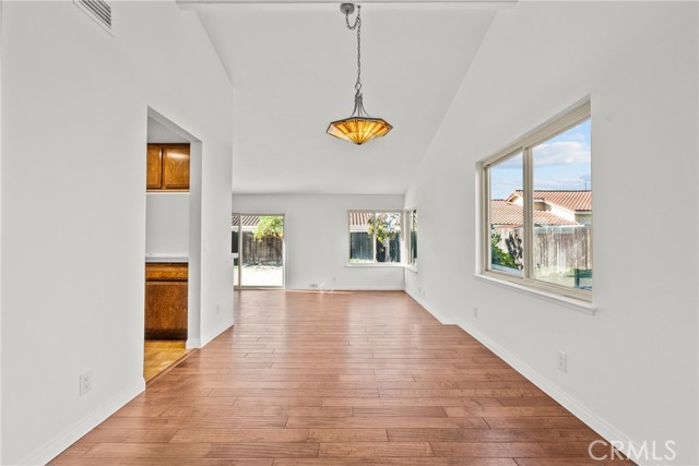 Detail Gallery Image 8 of 48 For 4847 Talmadge, Moorpark,  CA 93021 - 3 Beds | 2 Baths