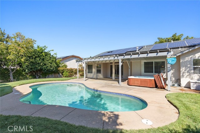 3049 Coach Lite Drive, Chico CA: https://media.crmls.org/medias/c779ab7b-d282-4574-b3e3-3f9ed5aec90e.jpg