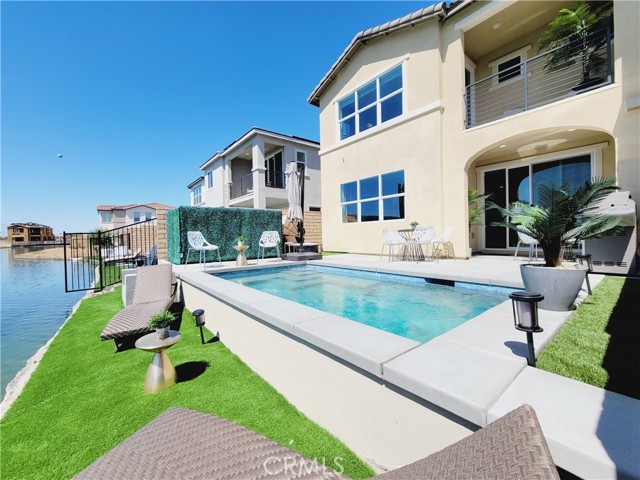 Image 3 of 26 For 84657 Litorale Court