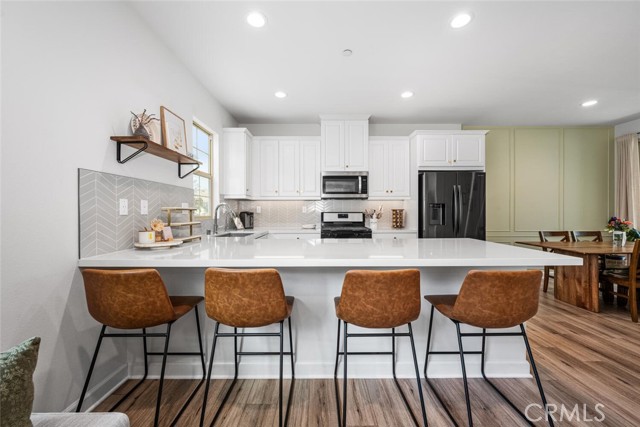 Detail Gallery Image 5 of 40 For 196 Lantana, Stanton,  CA 90680 - 2 Beds | 2/1 Baths