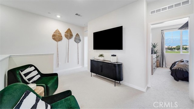 Detail Gallery Image 10 of 19 For 2607 Cloudview Privado, Ontario,  CA 91761 - 3 Beds | 2/1 Baths