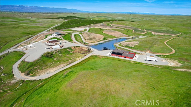 18850 County Road 200, Orland CA: https://media.crmls.org/medias/c77a7a17-e17c-4e5b-a5fb-342b3abbf0a9.jpg