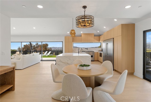 Detail Gallery Image 16 of 74 For 820 Calle Mendoza, San Clemente,  CA 92672 - 4 Beds | 3 Baths