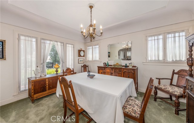 11460 Terracina Blvd, Redlands CA: https://media.crmls.org/medias/c77c8f8d-6442-4b64-9b49-f46cd4247f86.jpg