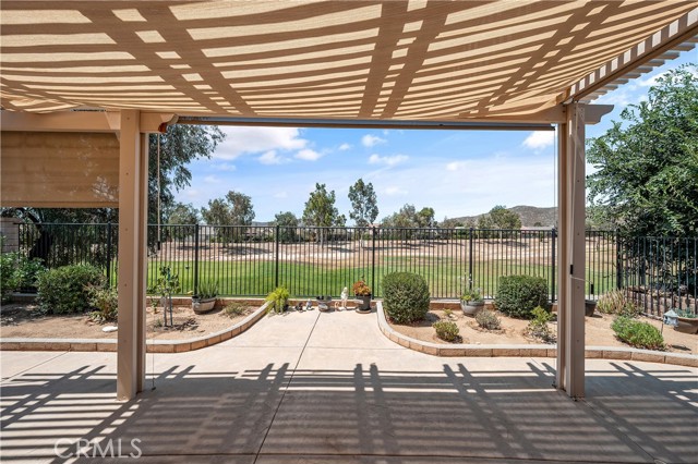 671 Zaharias Circle, Hemet CA: https://media.crmls.org/medias/c77cc597-78a4-4a93-885a-9bd95aade9d8.jpg