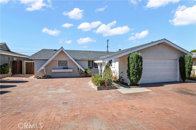 8727 Lucia Place photo 1