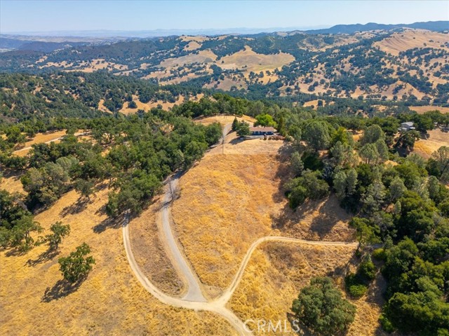 5990 Sunny Glen, Paso Robles CA: https://media.crmls.org/medias/c77deb2b-3607-4d17-b19d-bf2a81c51595.jpg