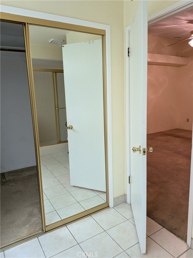 https://media.crmls.org/medias/c77eedf0-cc5a-4d97-9ca9-b4b7ba3792bf.jpg?preset=X-Large