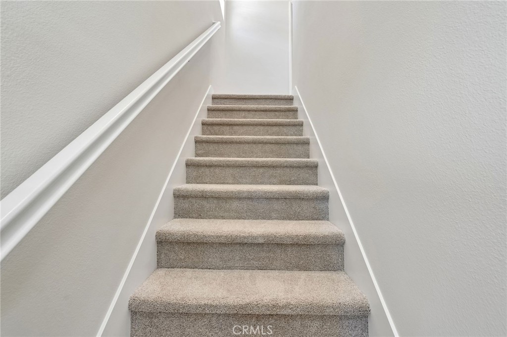 https://media.crmls.org/medias/c77f6645-2c9f-425d-aa31-ef72847df8b6.jpg?preset=X-Large