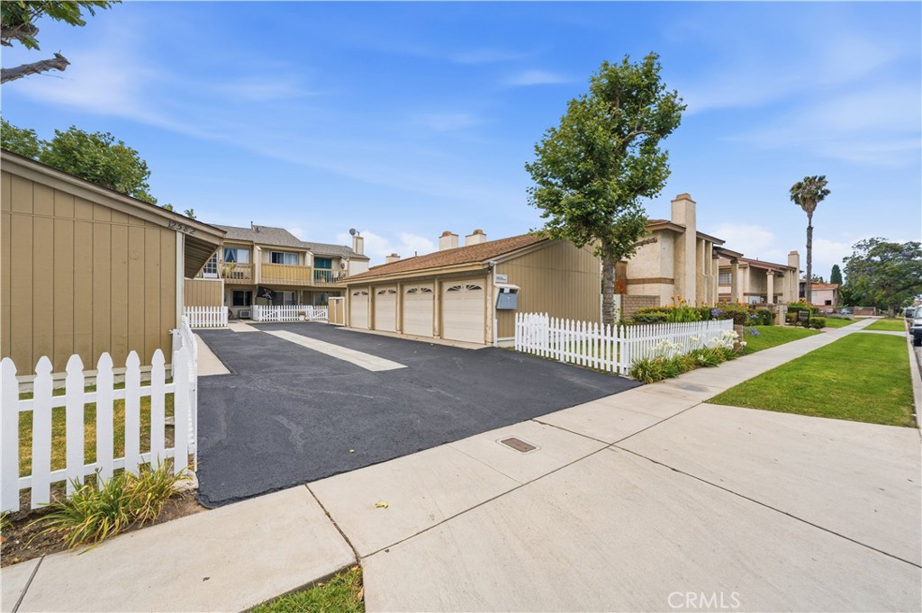MLS #OC26119486 image #7