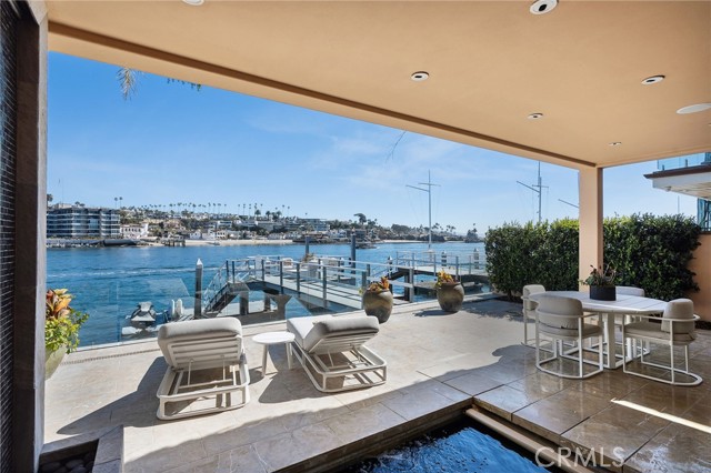 2278 Channel Rd Road, Newport Beach CA: https://media.crmls.org/medias/c780f0a2-d2ec-4eb0-8d04-999a45d7ae5f.jpg