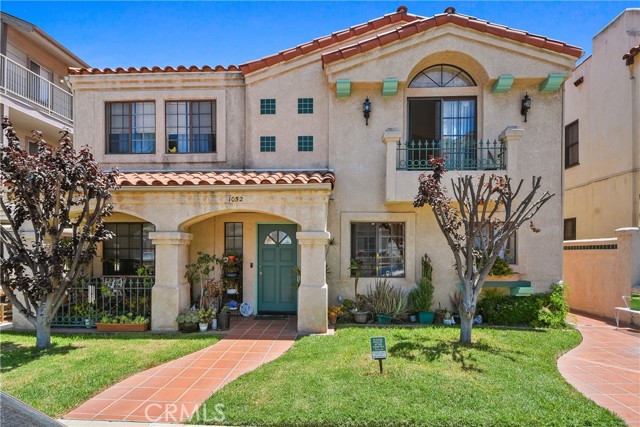 1052 Belmont AVE Unit: A