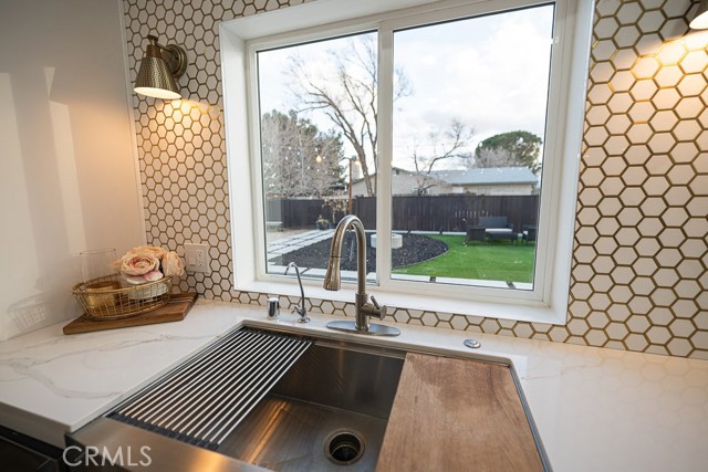 Detail Gallery Image 18 of 52 For 47922 85th St W, Lancaster,  CA 93536 - 4 Beds | 3 Baths