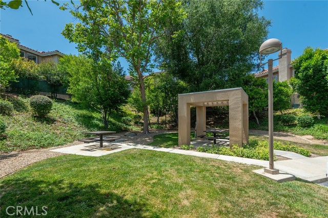 Detail Gallery Image 29 of 32 For 494 Bannister Way #B,  Simi Valley,  CA 93065 - 2 Beds | 2 Baths
