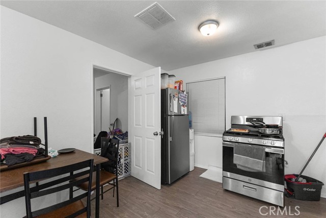Detail Gallery Image 13 of 24 For 7544 Valaria Dr, Highland,  CA 92346 - – Beds | – Baths