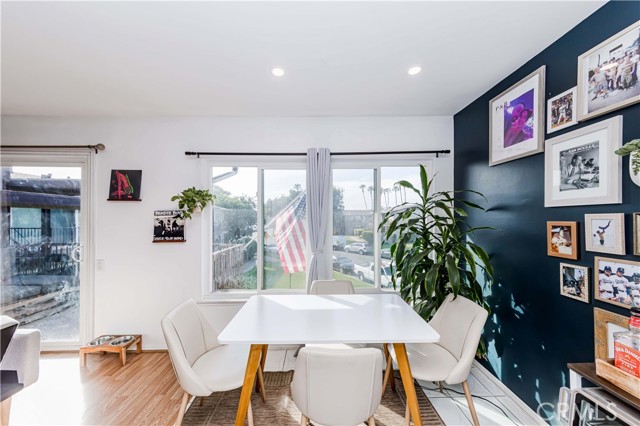 Detail Gallery Image 6 of 23 For 1850 W Greenleaf Ave #G,  Anaheim,  CA 92801 - 2 Beds | 1 Baths
