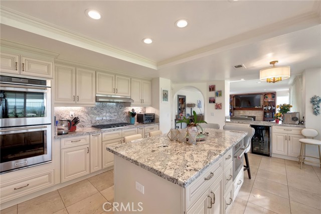 19654 Pine Valley Way, Porter Ranch CA: https://media.crmls.org/medias/c783a078-5b61-4059-a37c-aaf4e3aa4255.jpg