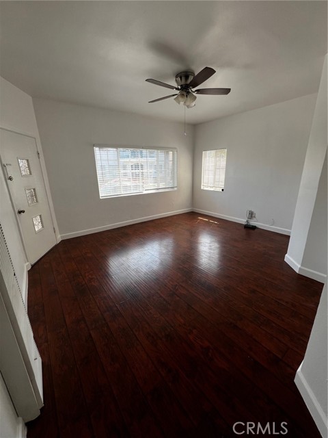 Detail Gallery Image 2 of 13 For 1487 Henderson, Long Beach,  CA 90813 - 2 Beds | 1 Baths