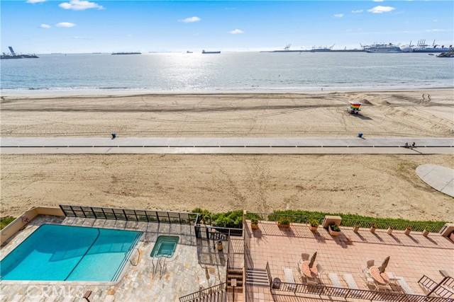 Detail Gallery Image 4 of 32 For 1750 E Ocean Bld #408,  Long Beach,  CA 90802 - 1 Beds | 1 Baths