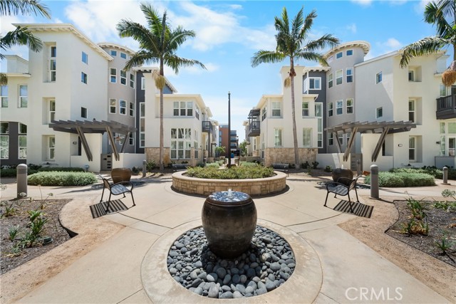 Detail Gallery Image 27 of 35 For 6011 Dawn Creek #7,  Playa Vista,  CA 90094 - 3 Beds | 2/1 Baths