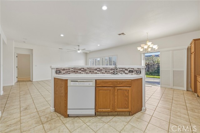 Detail Gallery Image 27 of 44 For 1818 Lake Ridge, Atwater,  CA 95301 - 3 Beds | 2 Baths