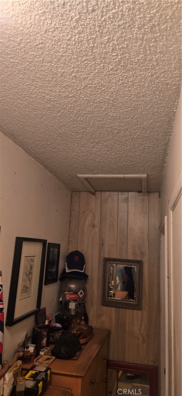 4527 Kickapoo Court, San Diego CA: https://media.crmls.org/medias/c786194d-66d6-4aed-92f2-cf8201b962a3.jpg