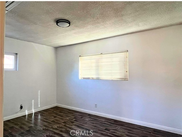 Detail Gallery Image 11 of 21 For 174 S Grand Army, San Jacinto,  CA 92583 - 2 Beds | 1 Baths