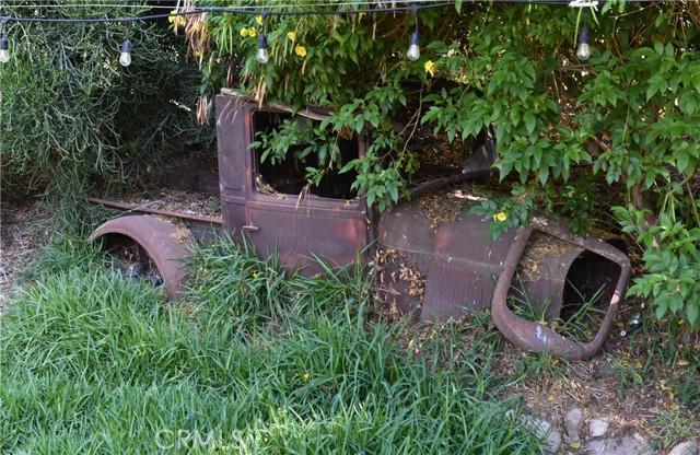 10161 Foothill Boulevard, Sylmar CA: https://media.crmls.org/medias/c786ba28-4af8-4a94-b907-2ea398fb1cb1.jpg