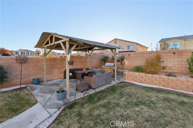 Detail Gallery Image 41 of 46 For 12960 Leawood St, Victorville,  CA 92392 - 4 Beds | 3 Baths