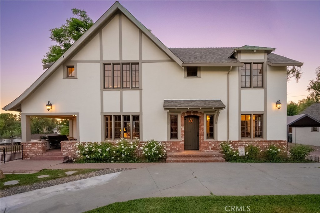 2609 Carlton Place, Riverside, CA 92507