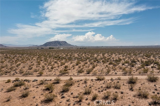 Detail Gallery Image 8 of 35 For 2128 N Sage Ave, Landers,  CA 92285 - 0 Beds | 1 Baths