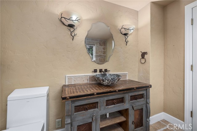 Detail Gallery Image 32 of 63 For 53875 Dogwood Creek, Bass Lake,  CA 93604 - 4 Beds | 2/1 Baths