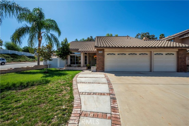 13117 Fescue Court, Corona, CA 92883