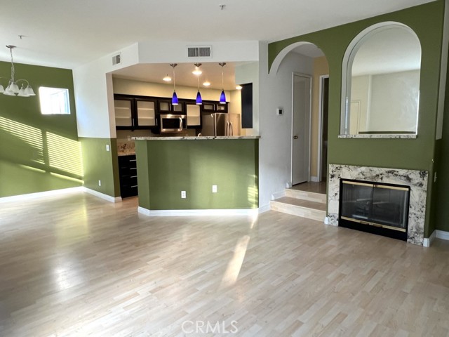 Detail Gallery Image 2 of 18 For 65 Carlsbad Lane Ln, Aliso Viejo,  CA 92656 - 3 Beds | 2/1 Baths