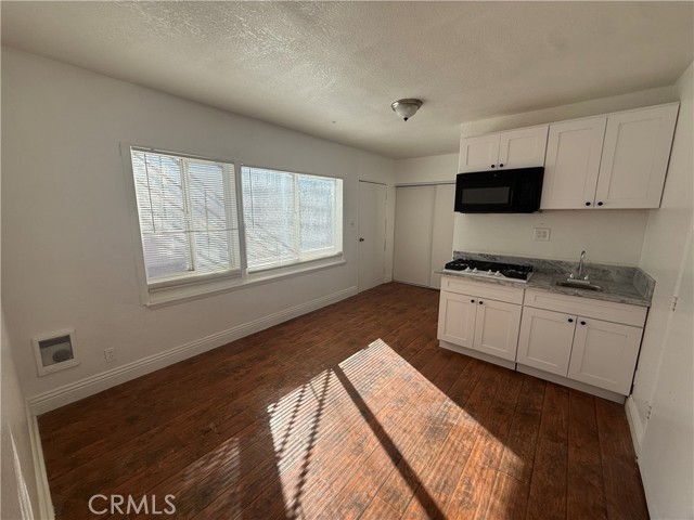 Detail Gallery Image 6 of 9 For 4387 W 134th St #G,  Hawthorne,  CA 90250 - 0 Beds | 1 Baths