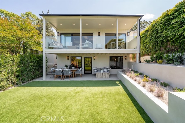 13817 Valley Vista Blvd, Sherman Oaks CA: https://media.crmls.org/medias/c78ae41a-87ca-46db-a1b0-8bfa7260c35d.jpg